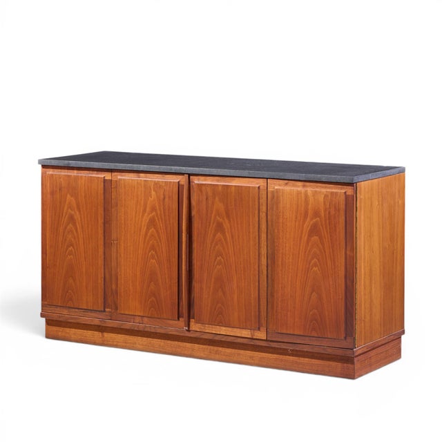 Mid-Century Modern Jack Cartwright for Founders Mid Century Walnut and Slate Top Credenza For Sale - Image 3 of 7