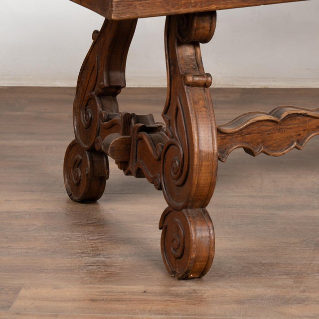 19th Century French Oak Dining Table For Sale - Image 6 of 14