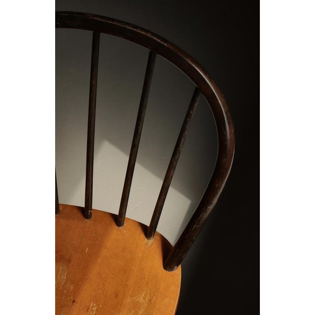 Funkis No. 4157 Spindle Chair in Stained Beechwood by Fritz Hansen, Denmark, 1940s For Sale - Image 3 of 16