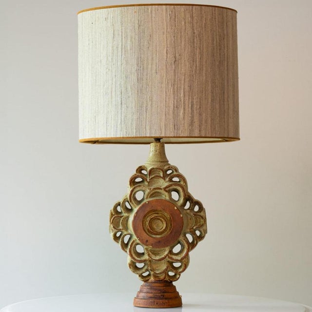 Beautiful Large ceramic table lamp by R Rooke, Uk, 1970s. This lamp base brings refined elegance and rich visual appeal to...