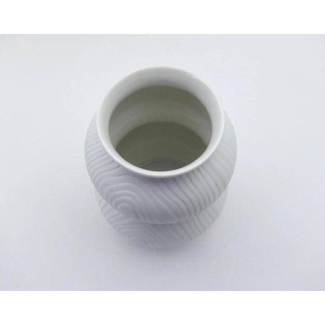 Vintage German Op-Art White Bisque Porcelain Vase Set With Wood Grain Decor For Sale - Image 9 of 11