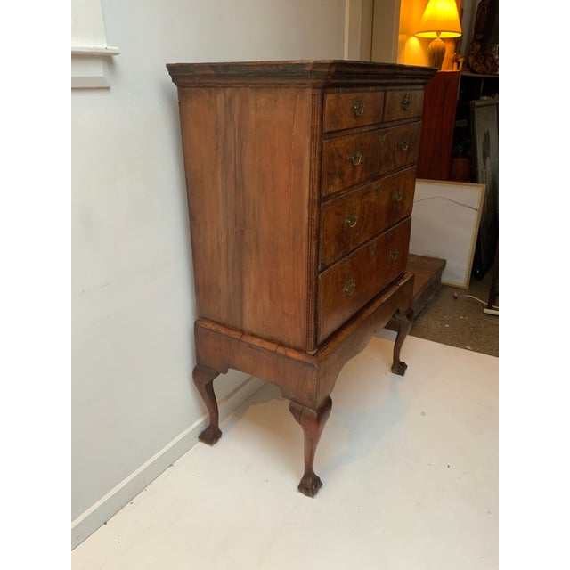 Wood 18th Century Queen Anne Walnut Highboy For Sale - Image 7 of 10