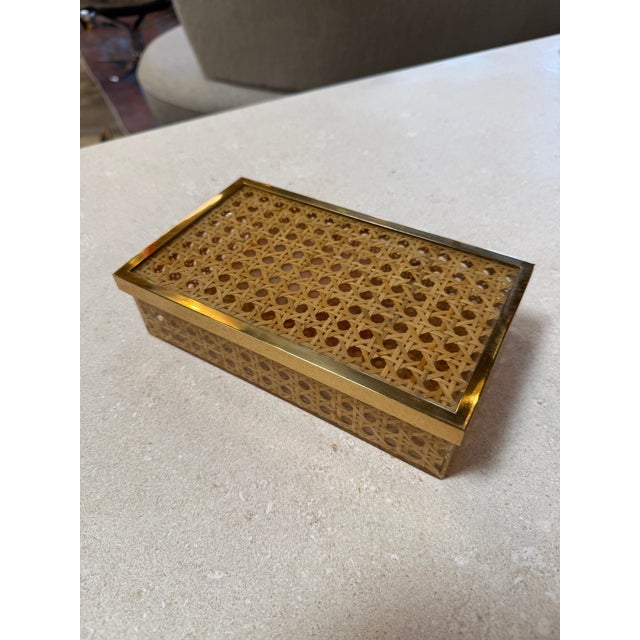 1970s Vintage Lucite & Woven Rattan Storage Box With Brass Trim For Sale - Image 5 of 8