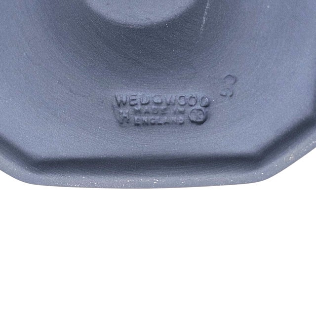 Wedgwood Jasperware Neoclassical Dark Blue Urn Vase With Relief Figures, England For Sale - Image 9 of 10