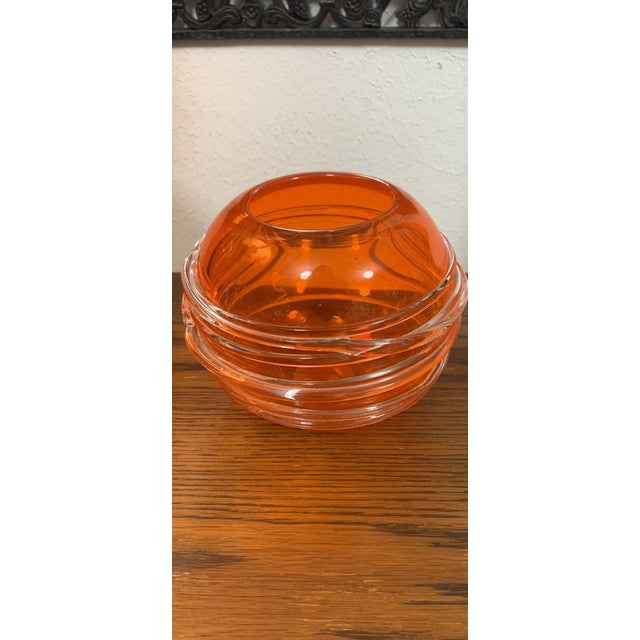 Vintage Murano Style Orange Art Glass Bowl – Sculptural Swirl Ribbed Centerpiece For Sale In San Francisco - Image 6 of 8
