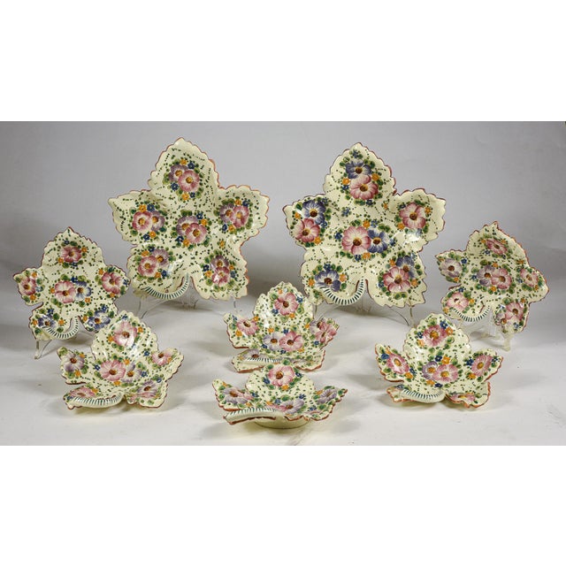 Cream Ceramic Saucers and Serving Dishes from Ars Deruta, 1950s, Set of 8 For Sale - Image 8 of 9
