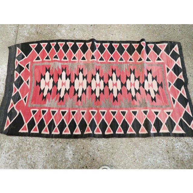 Galerie Shabab Collection Tribal Mid-20th Century Handmade American Navajo Flatwoven Throw Rug For Sale In New York - Image 6 of 9