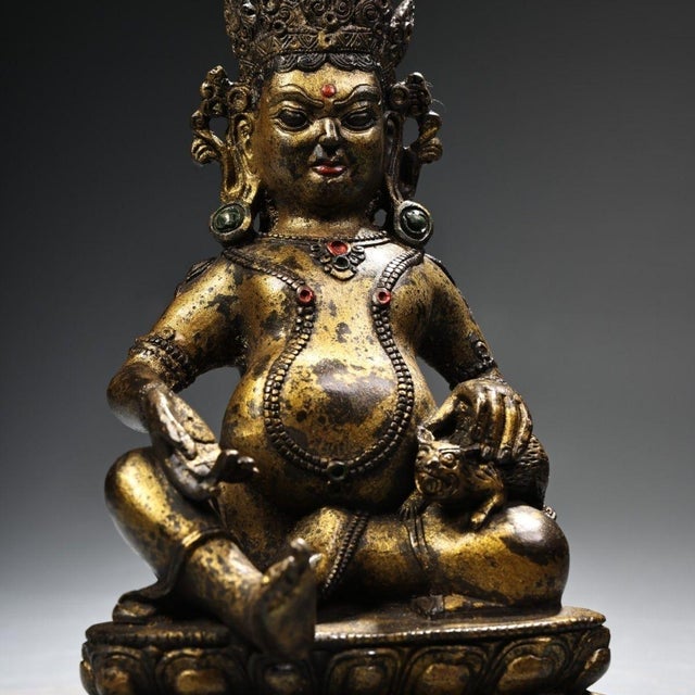 Art Deco 1940s Gilt Bronze Jambhala (Yellow Wealth God) Statue - 7.1" Tall For Sale - Image 3 of 6