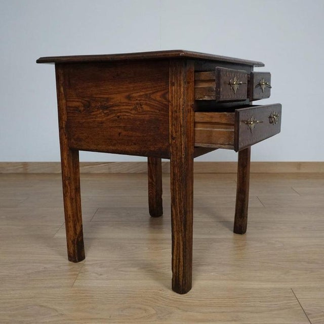 Wood George II Oak and Elm Side Table, 1740s For Sale - Image 7 of 12