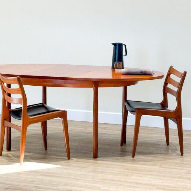 Oval Teak Extending Dining Table from White & Newton, 1960s For Sale - Image 3 of 10