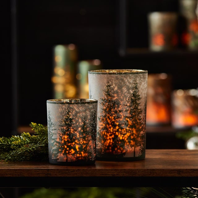 Kenneth Ludwig Chicago Frosted Pine Mercury Glass Candle Holder (Set of 2) For Sale - Image 4 of 6
