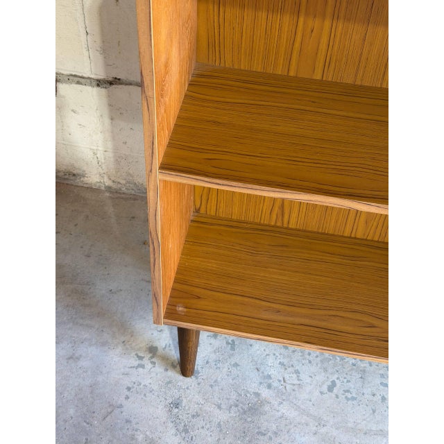 Vintage Danish Modern Teak Bookcase Display Shelf Cabinet Mid Century Scandinavian Storage For Sale In Los Angeles - Image 6 of 10