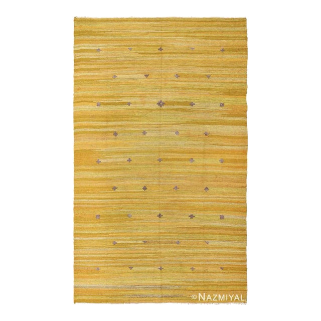 Nazmiyal Collection Mid Century Modern Vintage Scandinavian Kilim Rug For Sale