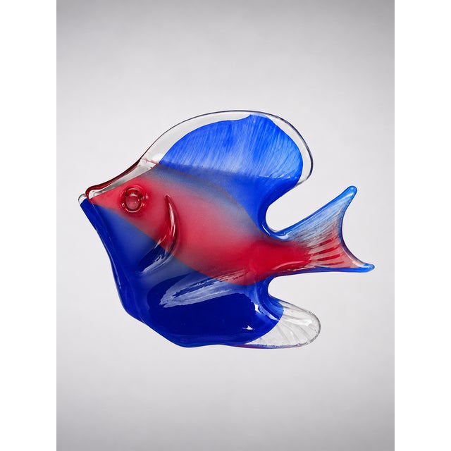 Glass Vintage Murano Style Hand Blown Glass Coastal Angelfish Sculpture / Paper Weight – Blue Red Tropical Fish 6" For Sale - Image 7 of 12