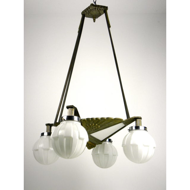 Vintage Art Deco Ceiling Lamp, in Good conditions. Designed 1920 to 1949 Up to 250V (Europe/UK Standard).The wiring of...