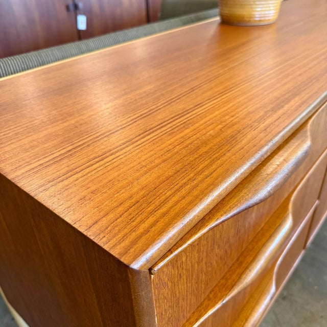 A. H. McIntosh & Co. Ltd. Mid 20th Century Dunvegan Moy Sideboard by A.H.McIntosh For Sale - Image 4 of 8