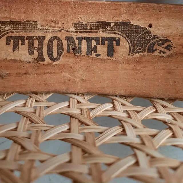 No. 142 Chair by Gebrüder Thonet, 1890s For Sale - Image 8 of 9