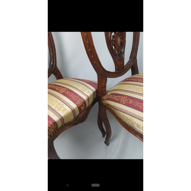 Late 20th Century Pair of French Louis XV Style Carved Walnut Side Chairs With Burgundy & Gold Damask Upholstery For Sale - Image 9 of 17