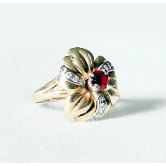 Red Vintage Mid-Century 18k Yellow Gold Garnet and Diamond Flower Cluster Ring, Size 7 For Sale - Image 8 of 12