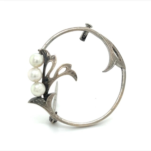 1990s Mikimoto Estate Akoya Pearl Brooch Pin Sterling Silver For Sale - Image 4 of 11