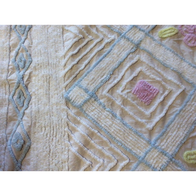 Vintage Shabby Chic Style Chenille Coverlet For Sale - Image 11 of 13