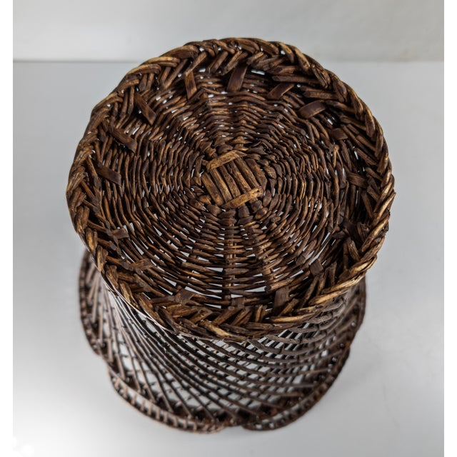 20th Century American Primitive Rustic Willow Woven Decorative Basket For Sale - Image 12 of 14