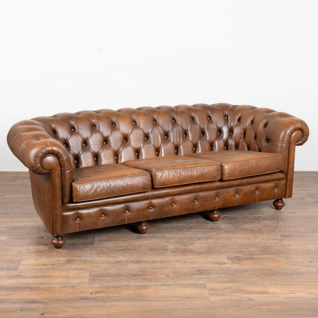 Traditional 20th Century Brown Leather Chesterfield Sofa and Two Club Chairs From Denmark (Set of 3) For Sale - Image 3 of 14