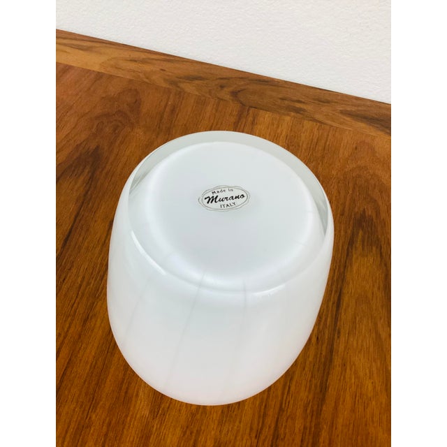 Vintage 1960s Murano White Bubbles Art Glass Vase / Vessel For Sale In Palm Springs - Image 6 of 6