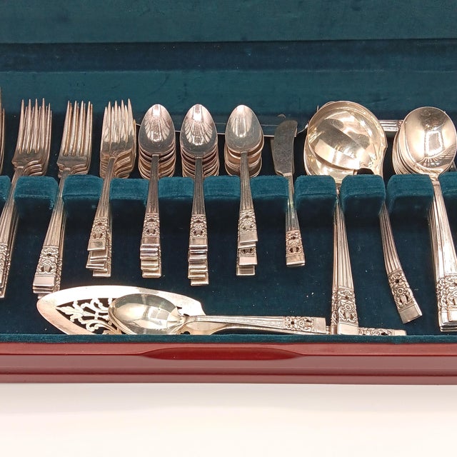 Vintage Oneida Community 1936 Coronation pattern 81-piece flatware set with elegant Wallace Silversmiths storage chest...