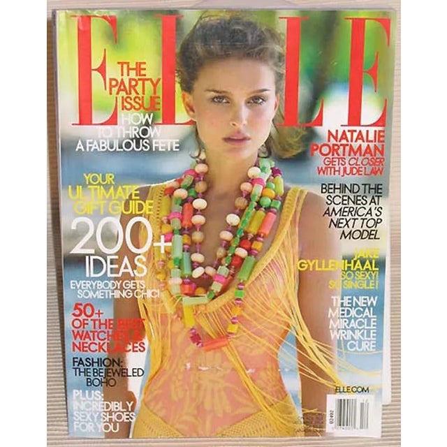 Bakelite and Lucite Long Necklace White, Hot Pink, Apple Green Beads For Sale - Image 11 of 12