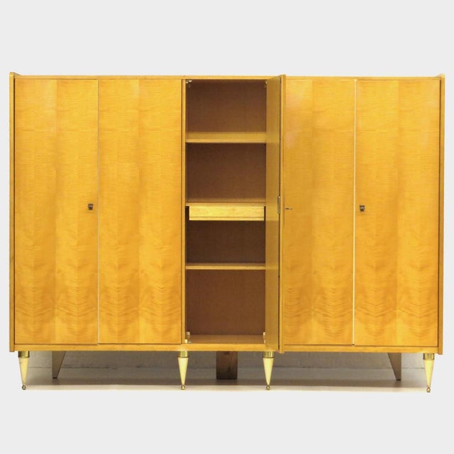 Large Mid-Century Modern 5-Door Wardrobe in Flamed Maple, 1960s For Sale - Image 4 of 9