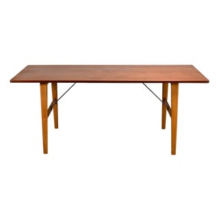 Vintage Hunting Table in Teak and Oak by Børge Mogensen for Søborg Møbelfabrik, 1950s For Sale