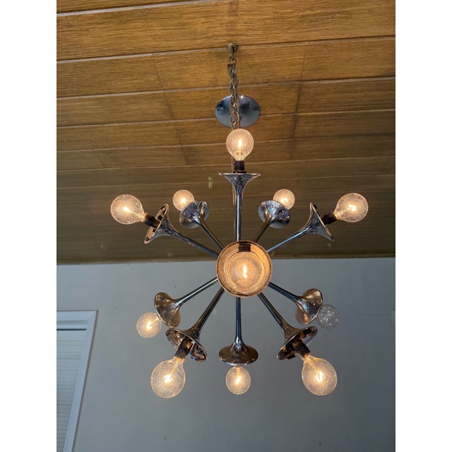 1970’s Mid-Century Modern Lightolier 12-Light Atomic Chrome & Milk Glass Sputnik Chandelier For Sale - Image 11 of 12