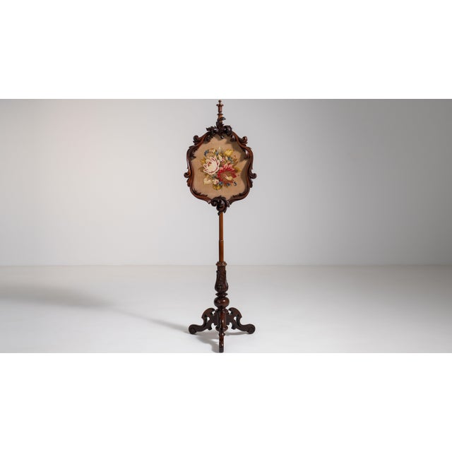 19th Century 19th Century United Kingdom Brown Wood Screen For Sale - Image 5 of 15