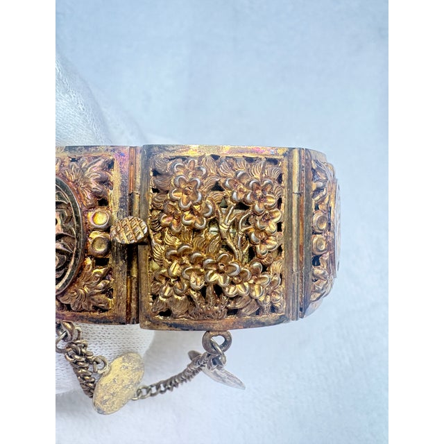 Vintage Mid‑Century Chinese Solid Cast Brass Fú‑Lù‑Shòu Blessings Bracelet For Sale - Image 10 of 13