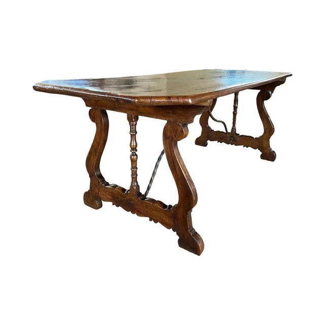 Baroque Italian Walnut Fratino Dining Table with Lyre Legs, 18th Century For Sale - Image 3 of 13