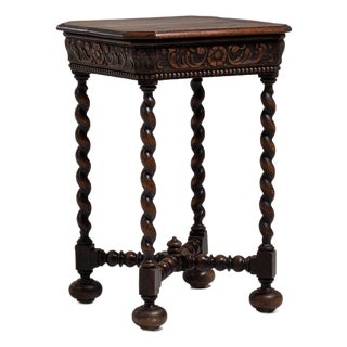19th Century France Deep Walnut Brown Carved Barley-Twist Pedestal Side Table For Sale