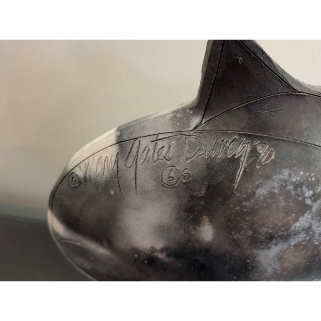 1990s Mary Dewey Gates Signed Sitting Cat Original Studio Art Pottery Sculpture For Sale - Image 5 of 8