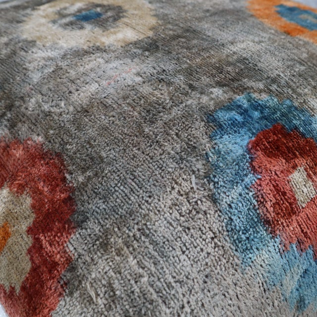 Mid-Century Modern Contemporary Dark Silver Handmade Velvet Throw Pillow & Down Insert For Sale - Image 3 of 8