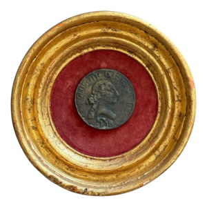1960s Italian Framed Bronze Classical Medallion Wall Plaque in Giltwood Round Frame, 9” Diameter