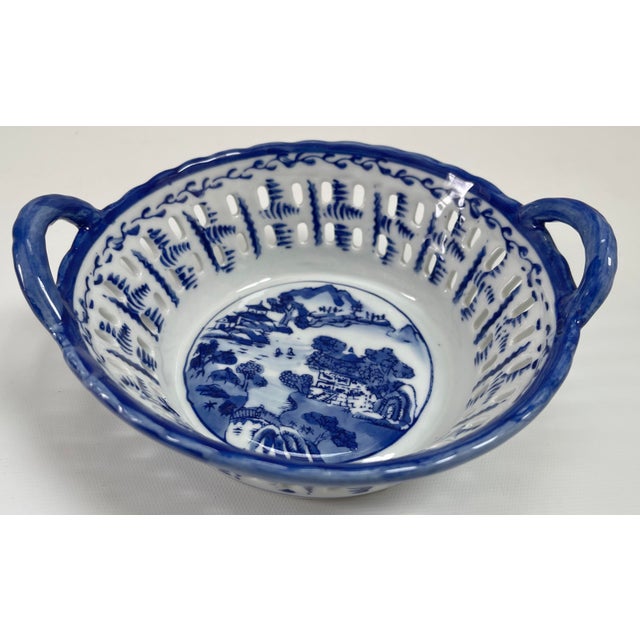 Lovely vintage Vicotria Ware Ironstone pottery bowl, decorated in blue and white with center illustration and a lattice-...