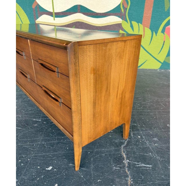 Mid Century Bassett Outlook Niner W/ Mirror For Sale - Image 14 of 14