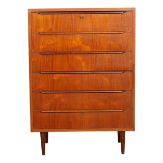 Vintage Danish Chest of 4 Drawers in Teak For Sale