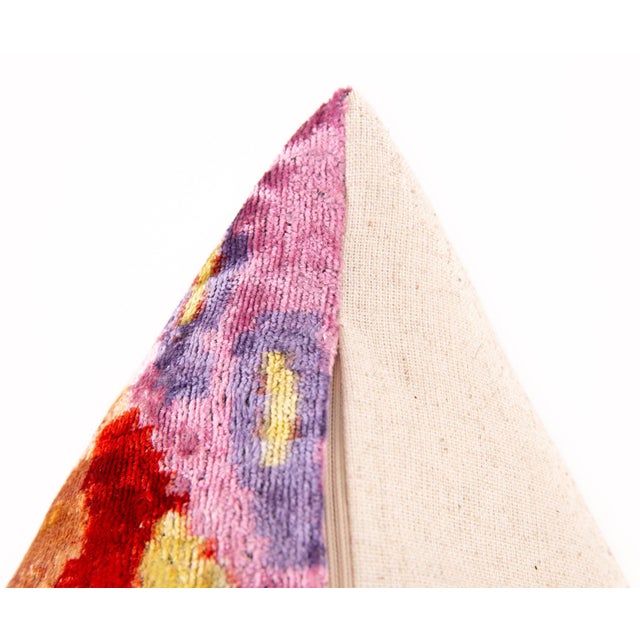 2020s Handmade Silk Velvet Throw Pillow 20x20 in - Pink & Red Heart Pattern With Down Feather Insert For Sale - Image 5 of 5