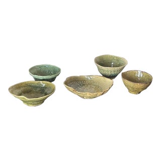 Mid-Century Hand Thrown Pottery Trinket Bowls and Dishes in Shades of Green Wtih Leaf Designs, Signed, a Set of Five (5) For Sale