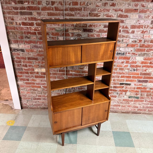 Mid-Century Danish Modern Teak Room Divider Bookcase c.1960s For Sale - Image 4 of 10