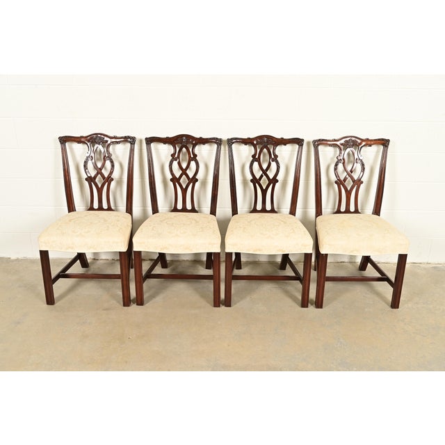 English Kindel Furniture Georgian Carved Mahogany Dining Chairs, Set of Four For Sale - Image 3 of 11