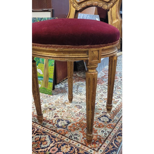1920s Antique French Gilt Wood Vanity Chair For Sale - Image 5 of 10