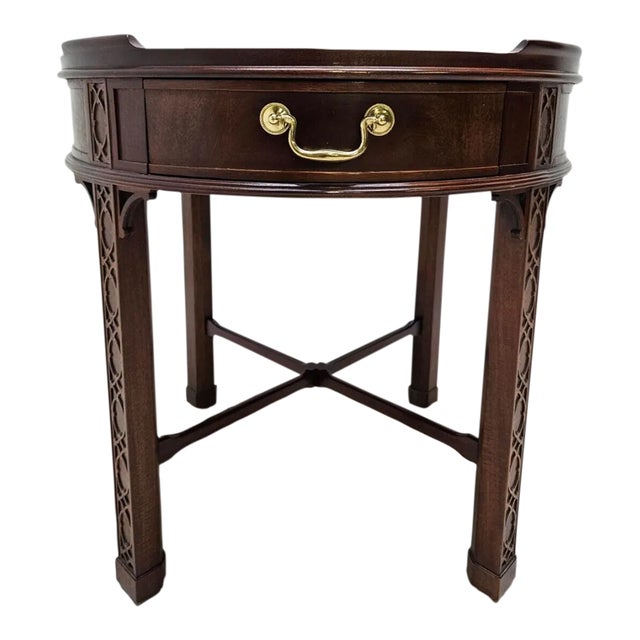 1980s Baker Furniture Mahogany Chinese Chippendale Accent End Table One Drawer For Sale