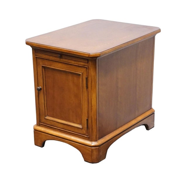 THOMASVILLE FURNITURE Cinnamon Hill Collection Cherry Contemporary Traditional 20" Accent Storage End Table 42731-320...